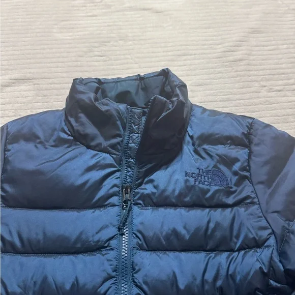 The North FaceSize:XS Women's Dark Blue Puffer Jacket - Picture 2 of 11